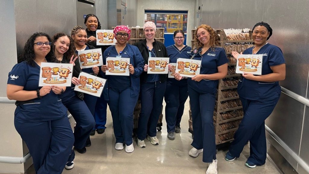 Students in the Houston NSG 3480 class volunteer at Kids' Meals, Inc.