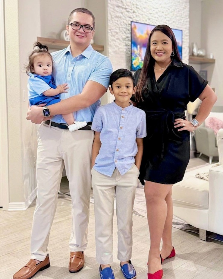 Jeffrey Bengco poses with his wife and two children.